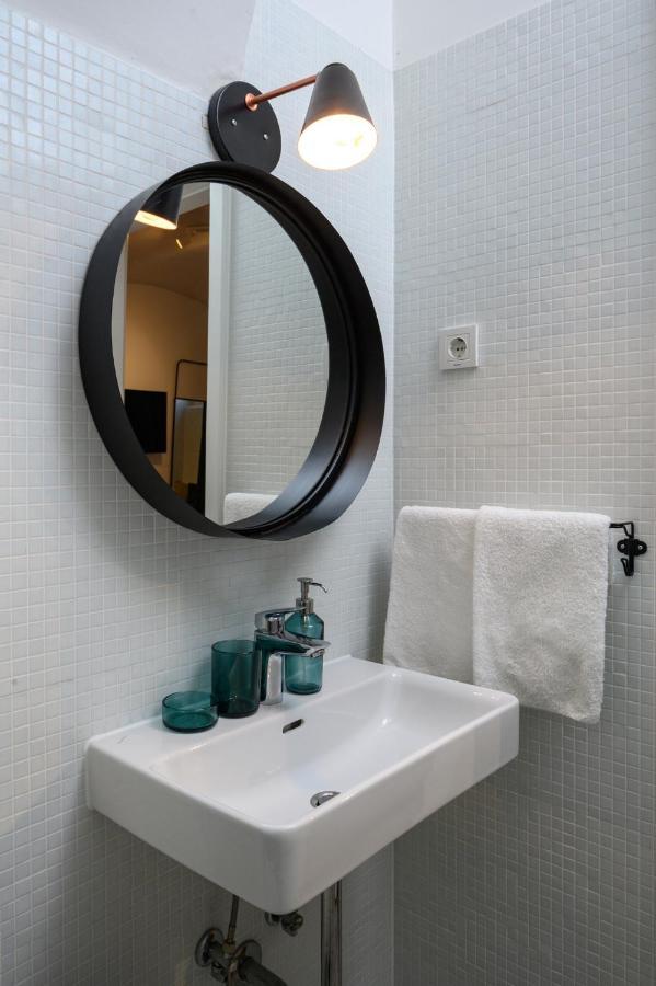 Swanky Old Town Apartment Zagreb Buitenkant foto