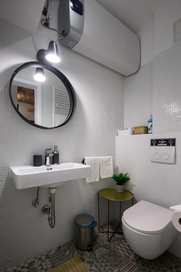 Swanky Old Town Apartment Zagreb Buitenkant foto