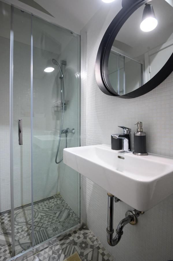 Swanky Old Town Apartment Zagreb Buitenkant foto