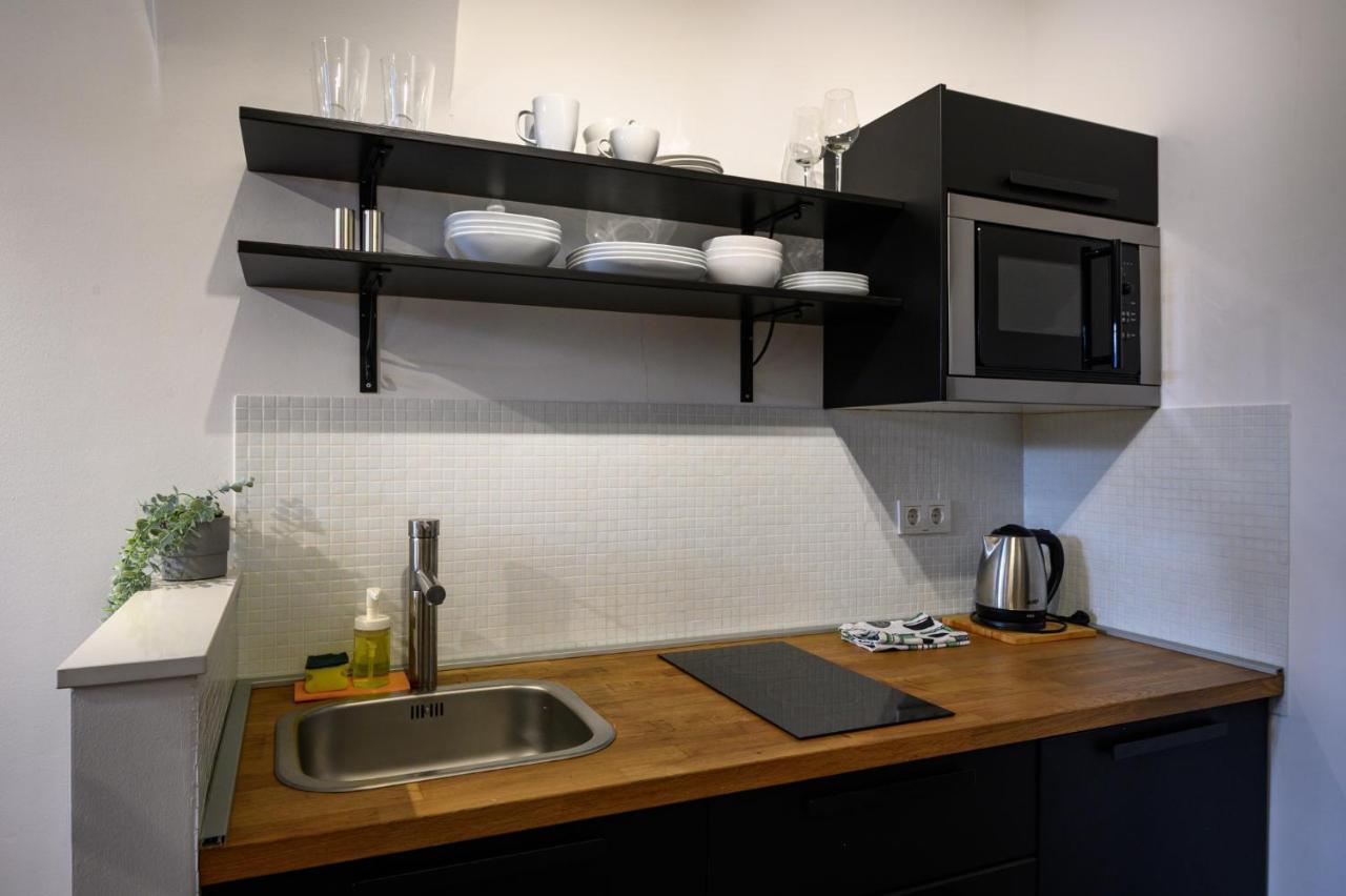 Swanky Old Town Apartment Zagreb Buitenkant foto